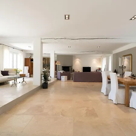 Unique In Famous Provence Historic Village Villa *